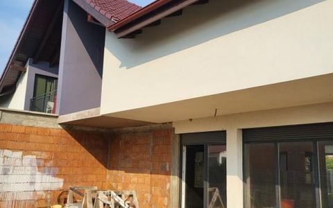 Duplex 4 camere, 154 mp utili, 19 mp terasa, 333 mp teren -Sag