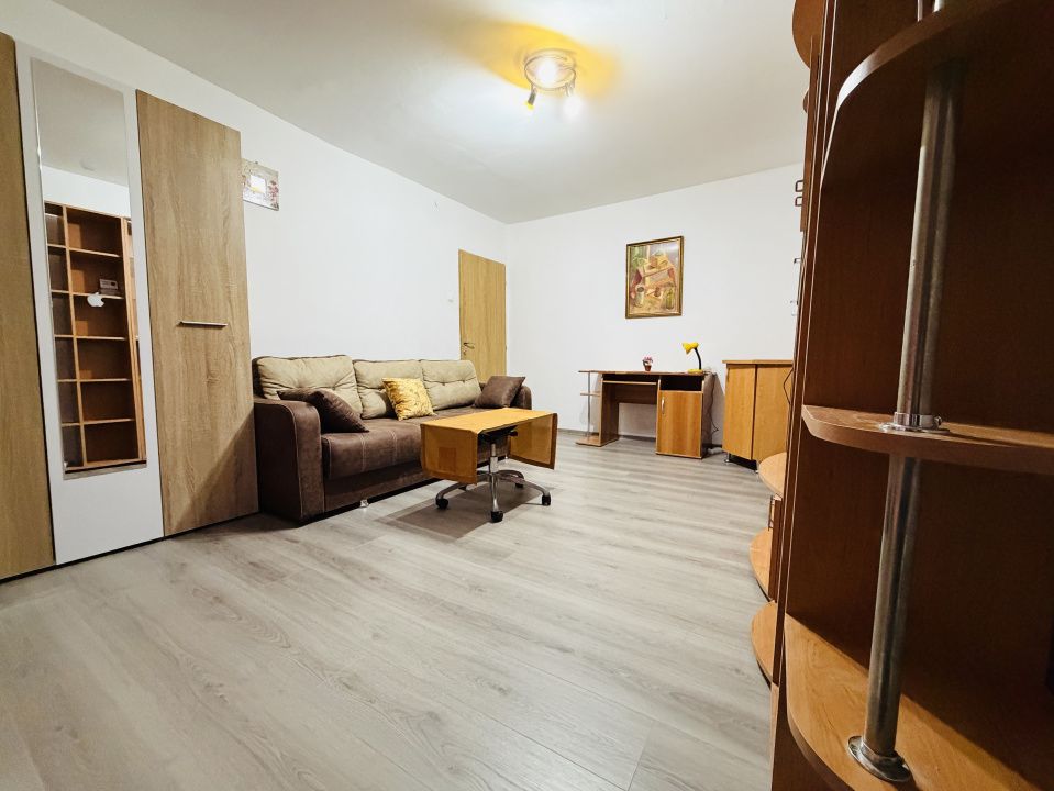 Apartament 1 camera, decomandat, 38mp utili, etaj 1, zona Circumvalatiunii – fotografia 1 din 7