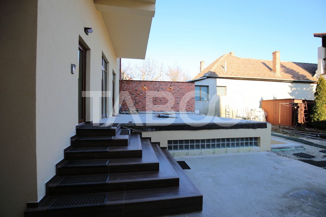 Spatiu comercial 180mp de inchiriat zona centrala Sibiu – fotografia 3 din 11