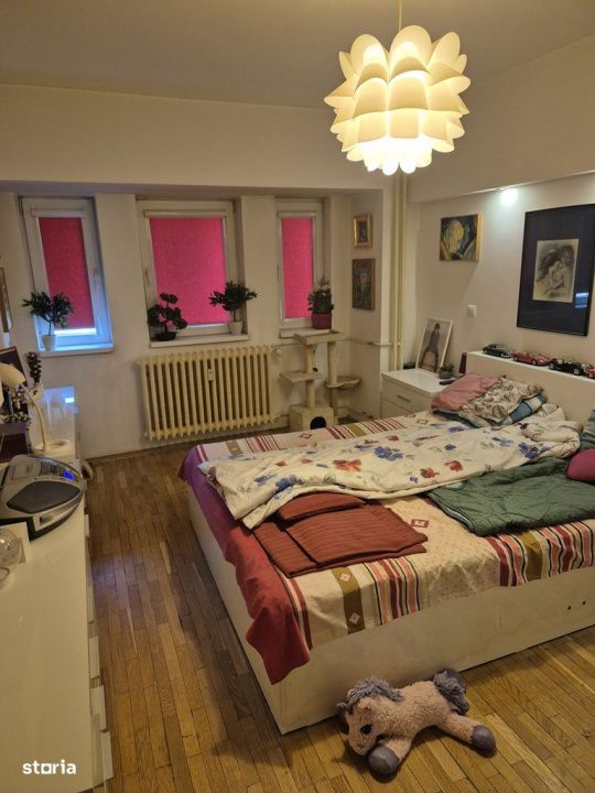 Unirii - Casa Poporului | 3 camere | An 1994 | Etaj 4/8 | 2 bai – fotografia 6 din 9