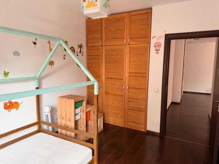 Apartament 3 Camere | Berceni | Cartierul Solar | 2 Bai | Parcare Inclusa | – fotografia 4 din 9