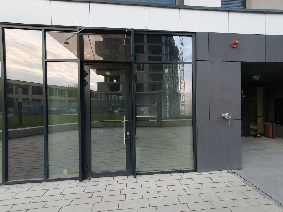 Spatiu comercial de inchiriat, 34.5 mp utili, zona Central – fotografia 13 din 16