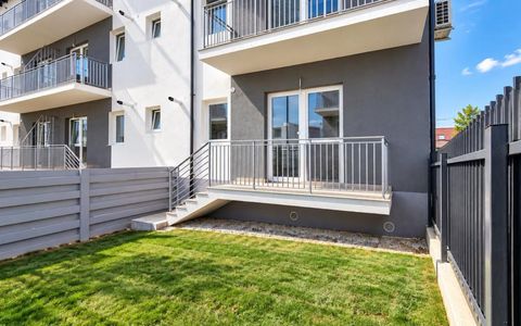 APARTAMENT 1 CAMERA, DECOMANDAT + CURTE PROPRIE, FINALIZAT SI INTABULAT
