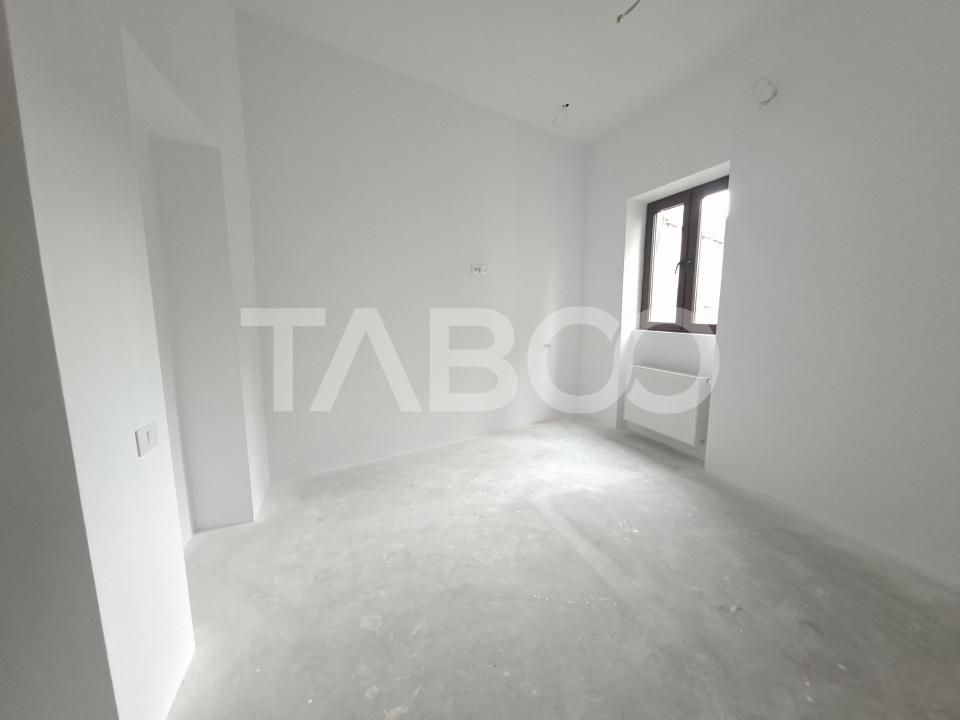 Garsoniera decomandata de vanzare in zona Centrala - cladire renovata – fotografia 5 din 13