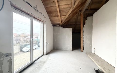 Casa individuala, 4 camere, 130 mp utili, 350 mp teren - Sanandrei