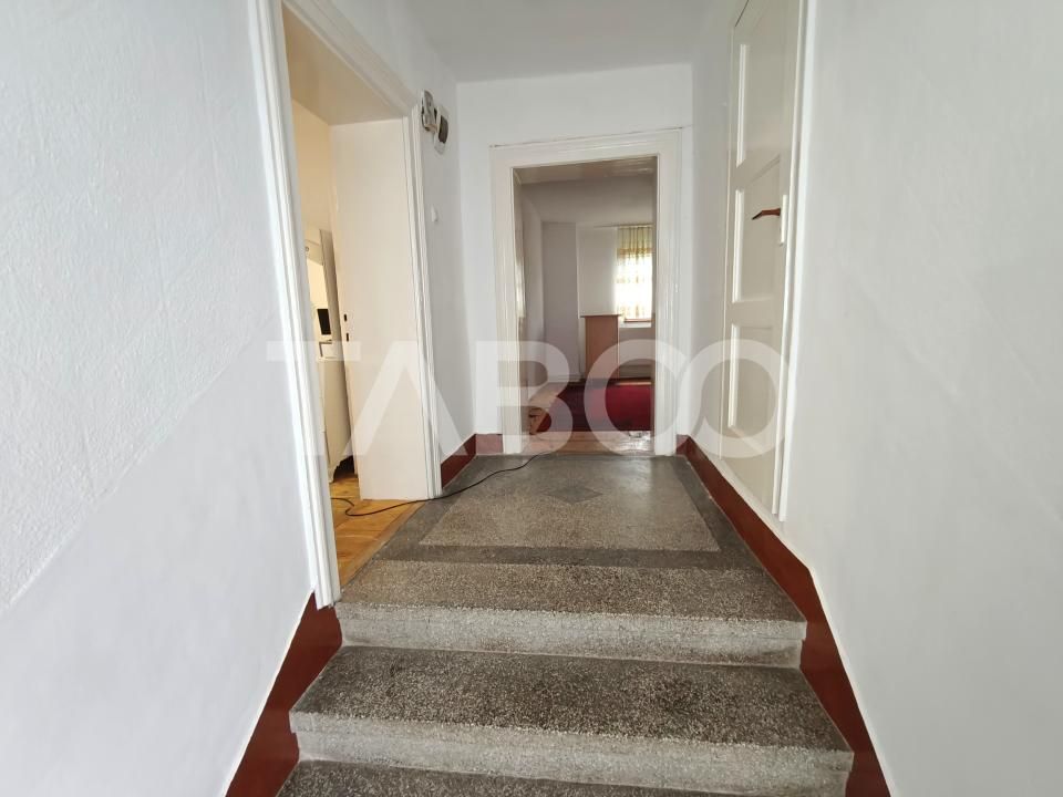 Casa cu 4 camere singur in curte de vanzare in Sibiu - zona linistita – fotografia 13 din 13