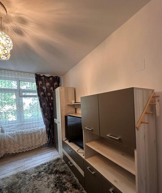 Garsoniera de vanzare in zona CET - Renovata Complet – fotografia 2 din 4