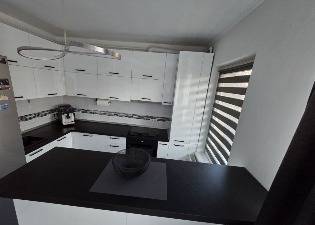 Apartament 3 camere, zona Stadionului,  78 mp utili, 2 parcari – fotografia 3 din 8