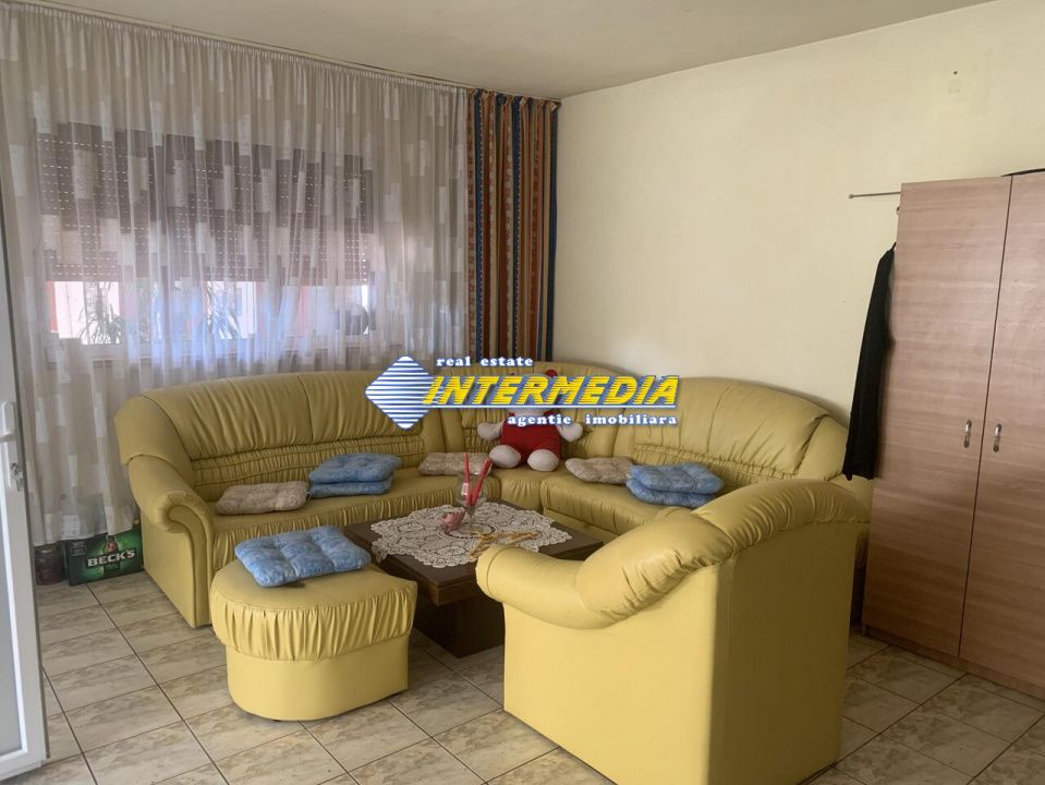 Casa de vanzare 5 camere teren aferent 1410 mp cu toate utilitatile zona Oarda – fotografia 28 din 33