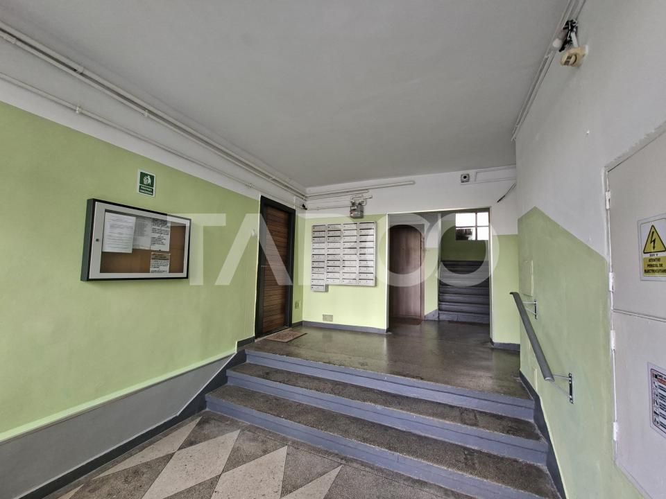 Apartament de vanzare cu 3 camere si balcon Mihai Viteazul lift – fotografia 21 din 22
