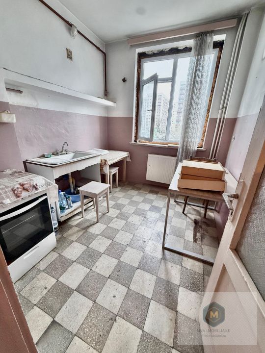 Metrou Lujerului - ap. 3 camere - necesita renovare completa – fotografia 3 din 21