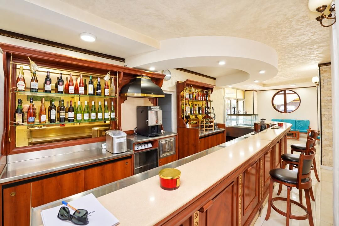 Complex Hotelier Vama Giurgiu | Restaurant & Catering | Parcare DN5 – fotografia 6 din 37