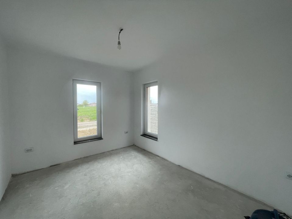 Duplex 5 camere, 112mp utili, 232mp teren - Mosnita Noua – fotografia 7 din 17