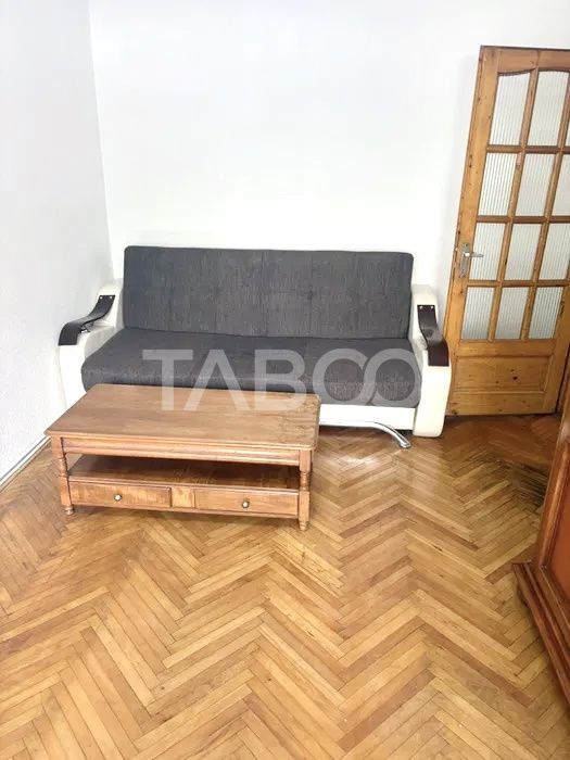 Apartament cu 4 camere de vanzare in Marasti bloc izolat zona FSEGA – fotografia 1 din 8