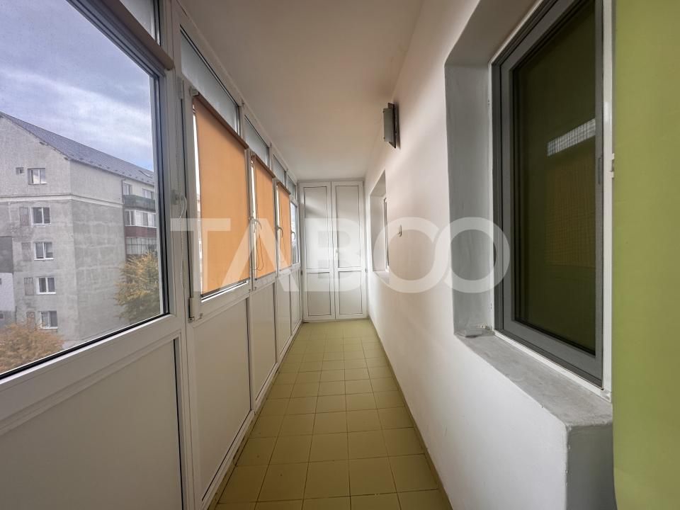 Apartament de inchiriat 3 camere cu balcon doua dormitoare in Terezian – fotografia 8 din 16