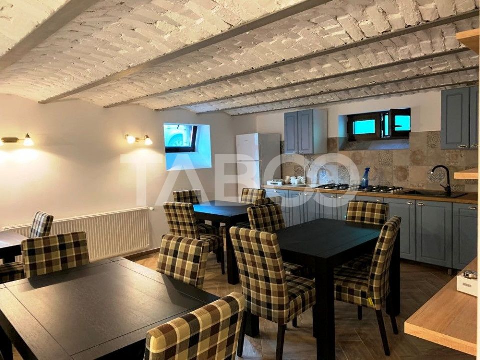 Pensiune moderna 5 camere 256 mp utili in Sibiu zona Orasul de Jos – fotografia 4 din 24