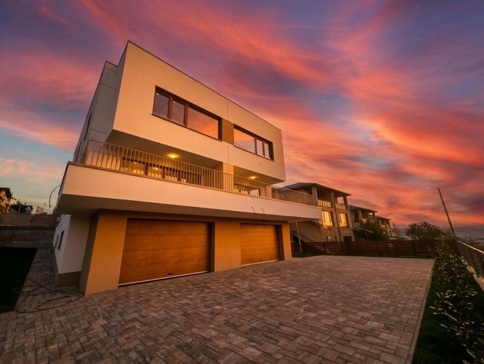 Duplex cu garaj | 180mp utili | D+P+E+terasă circulabilă 60mp | Vivo – fotografia 1 din 6