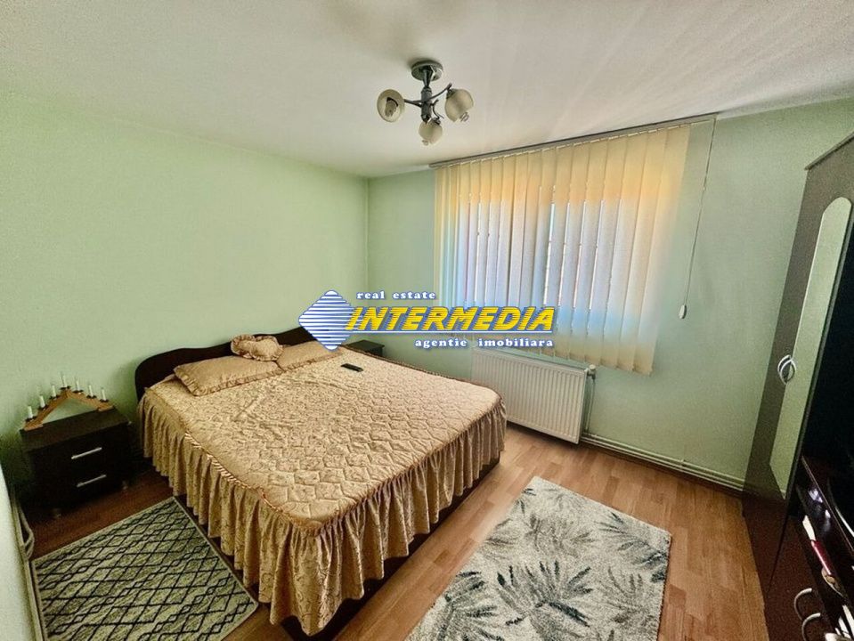 Apartament cu 2 camere de vanzare in Alba Iulia Cetate Piata mobilat si utilat – fotografia 15 din 15