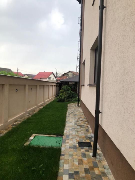 Casa P+1Etaj+mansarda,constructie 481 mp cu teren 1090 sub pretul pieteii – fotografia 10 din 25