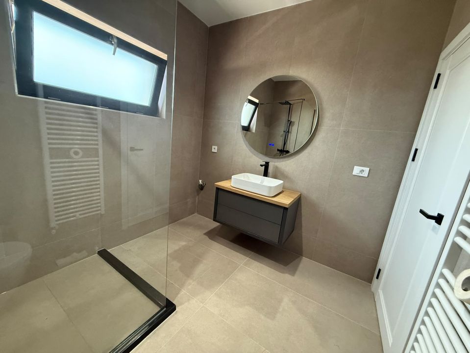 Apartament 3 camere, 87 mp, Cartierul Capsunarie, Zona Damila – fotografia 8 din 12