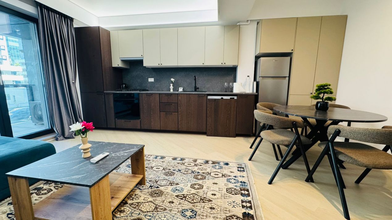 |Apartament 2 Camere Premium în Cortina North   |Vedere Curte Interioara I – fotografia 4 din 15