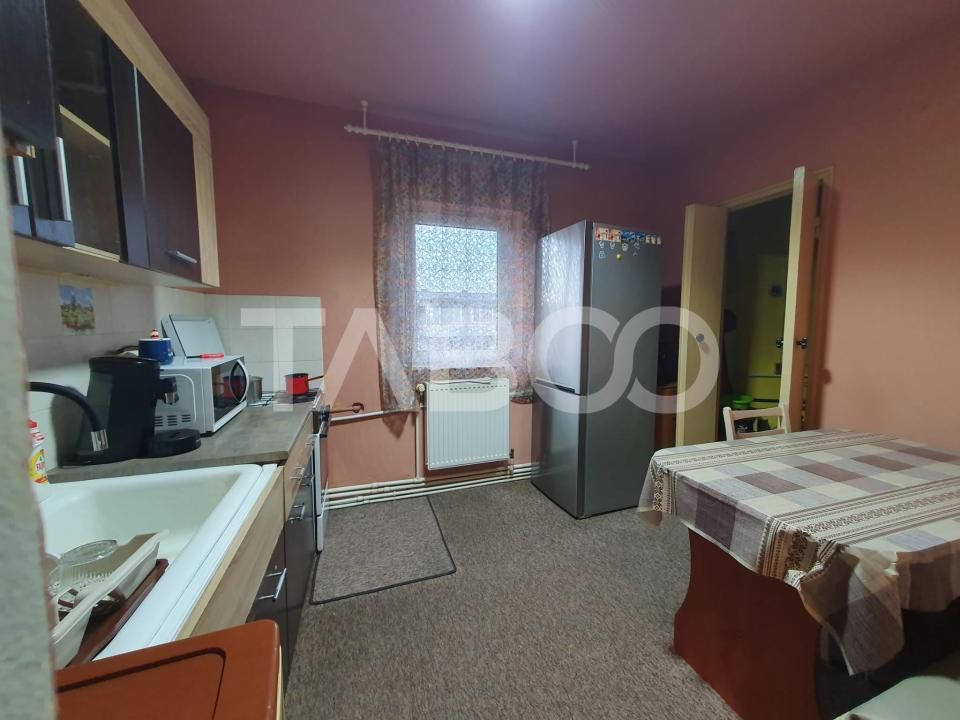 Apartament 2 camere decomandat 54 mp zona Bulevardu Unirii etaj 4 – fotografia 4 din 7