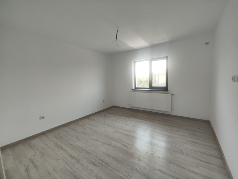 Casa 4 camere, teren 242 mp, localitatea Preajba, zona Selgros. – fotografia 4 din 11