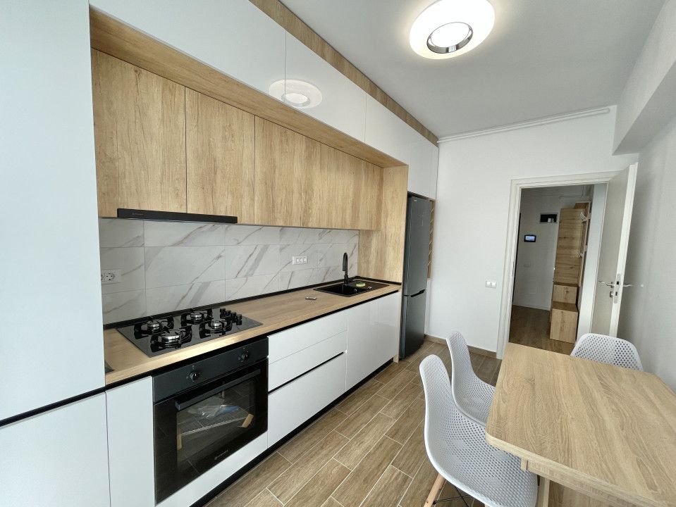 Apartament cu 2 camere Vivamus zona Coresi – fotografia 1 din 13