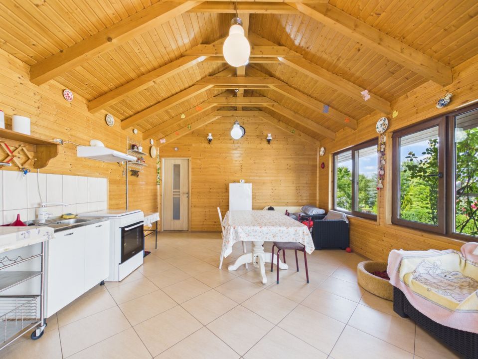 Casa cu priveliste de vis si potential turistic de pensiune in zona Bran – fotografia 38 din 46
