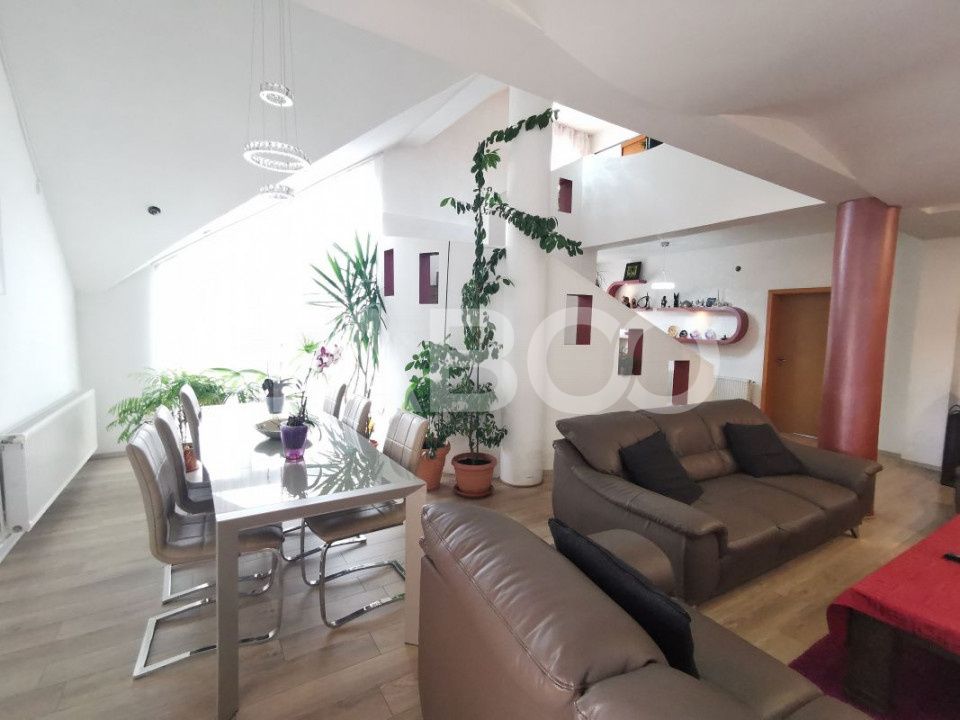 Casa in zona Centrala cu 8 camere mobilate teren 890 mp – fotografia 11 din 20