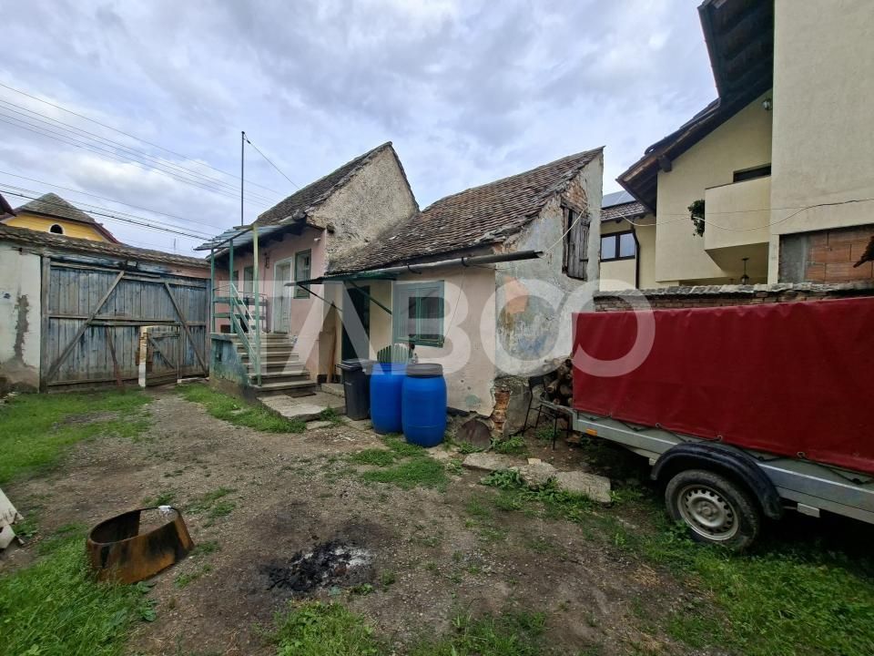 Casa individuala de vanzare in Poplaca -acces auto si strada asfaltata – fotografia 11 din 16