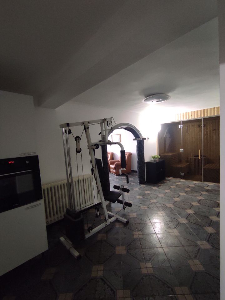 Proprietate pe 793 m² de teren | Locuință + Business– Sector 3 – fotografia 8 din 26