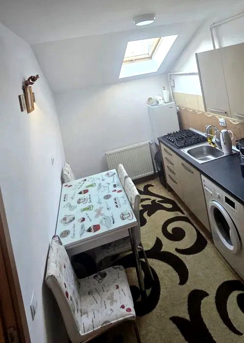 Apartament o cameră, bucătărie separată, parcare, zona Stejarului – fotografia 3 din 8