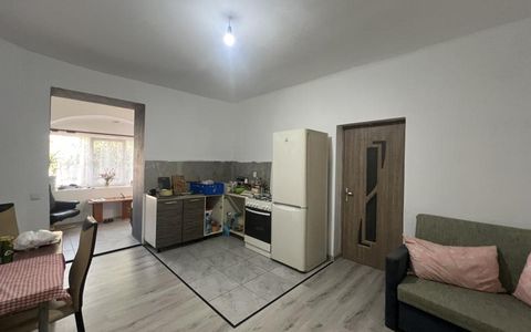 Apartament curte comuna, 2 camere, 65 mp utili, renovat - zona Traian