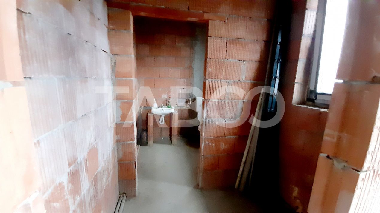 Spatiu comercial de vanzare cu vad pietonal si auto Turnisor Sibiu – fotografia 6 din 7