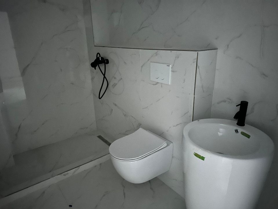 Garsoniera finisata Mamaia Nord, la 30 m de promenada – fotografia 19 din 20