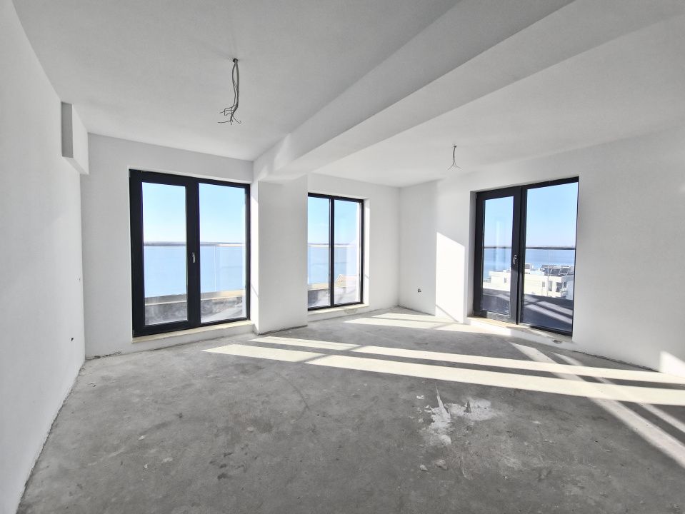 Penthouse 4 camere cu vedere spectaculoasa la LAC in Statiunea Mamaia! – fotografia 2 din 11