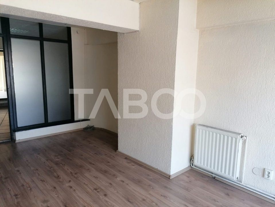 Spatiu de  birouri de vanzare  268 mpu etaj 1  zona Turnisor Sibiu – fotografia 5 din 10