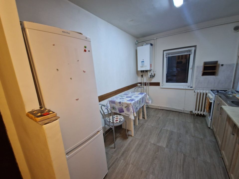 2 camere semidecomandat, Aleea Moldoveanu – fotografia 8 din 10