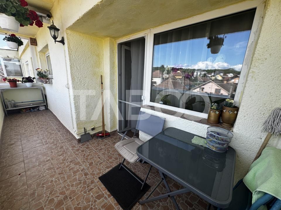 COMISION 0 - Apartament 4 camere 2 bai pivnta si balcon 8 mp Cisnadie – fotografia 11 din 19