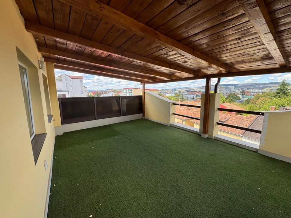 Închiriere casă pentru birouri + 4 garaje, P-ța Cipariu – fotografia 7 din 15