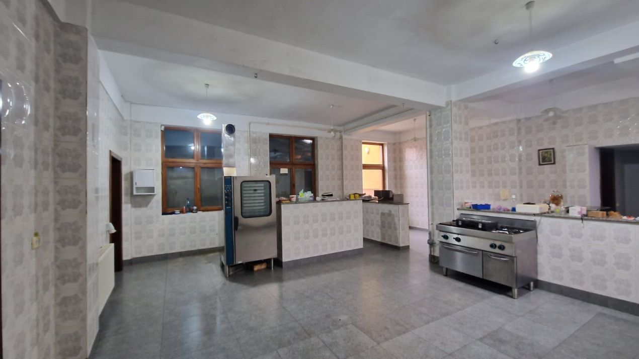 Spatiu comercial, 800mp, Rovine, zona Piata Centrala – fotografia 11 din 12