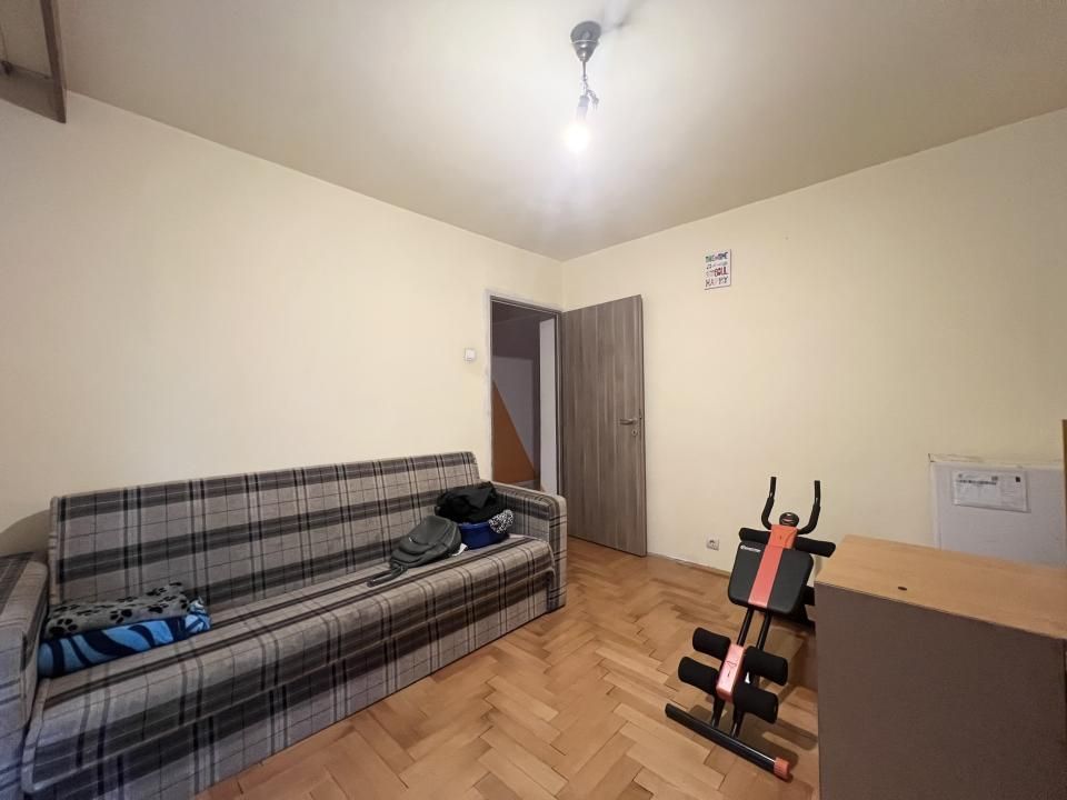 Apartament cu 3 camere, 72mp utili, etaj 2, decomandat - zona Lunei – fotografia 6 din 12