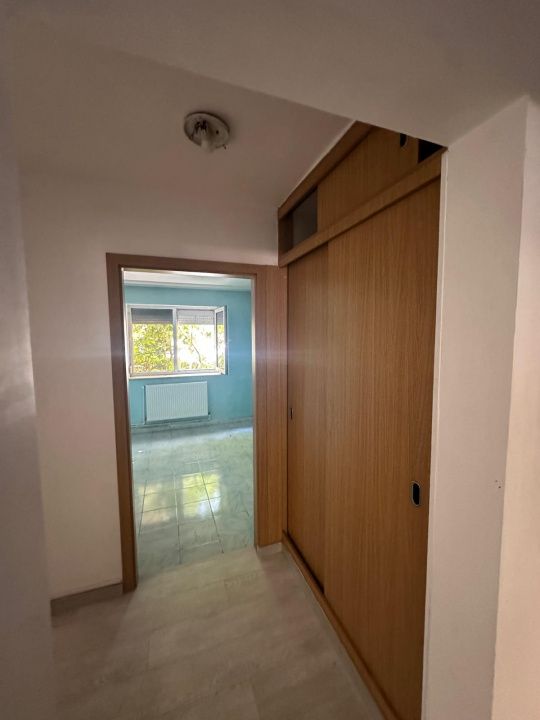 Apartament 3 Camere de Vânzare Tomis Nord | Parter | Boxă – fotografia 6 din 12
