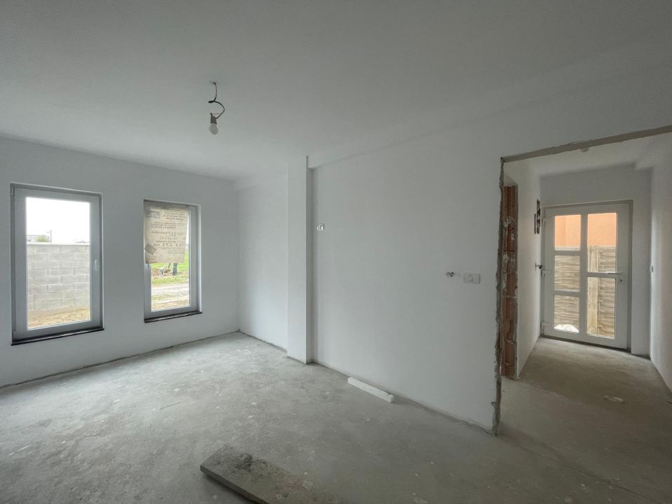 Duplex 5 camere, 112mp utili, 232mp teren - Mosnita Noua – fotografia 1 din 17