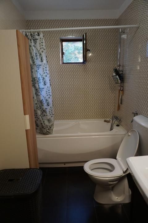 Apartament 2 camere, decomandat, mobilat, zona Bucovina – fotografia 14 din 15