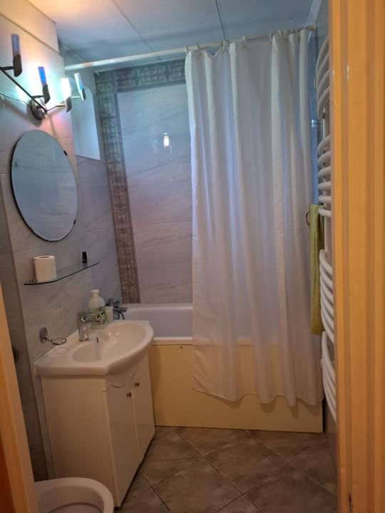 Vanzare apartament 4 camere | Titan - bloc tip H | langa metrou | etaj 3/4 | – fotografia 29 din 34