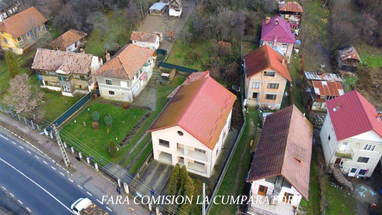 OLANESTI VILA CU TEREN GENEROS – fotografia 2 din 25