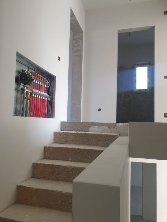 Casa cu 4 camere, 130 mp utili, 216 mp de teren , str. Crisan, loc. Floresti – fotografia 8 din 8