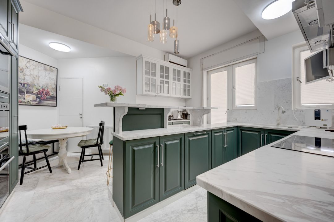CAROL - EPISCOP CHESARIE, APARTAMENT 250 MP TOTAL, CURTE 250 MP! – fotografia 8 din 20